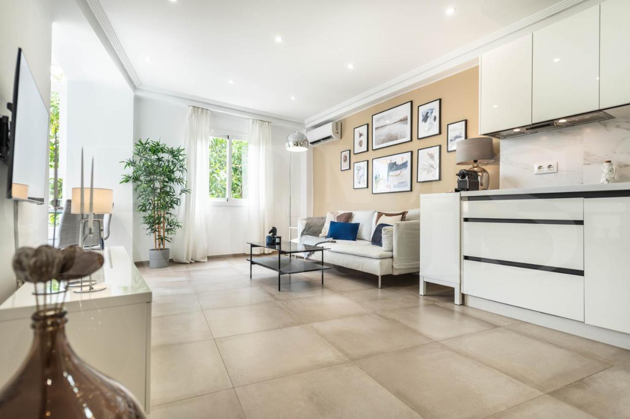 Serene & Spacious Apartment - Center By Rems Málaga Dış mekan fotoğraf