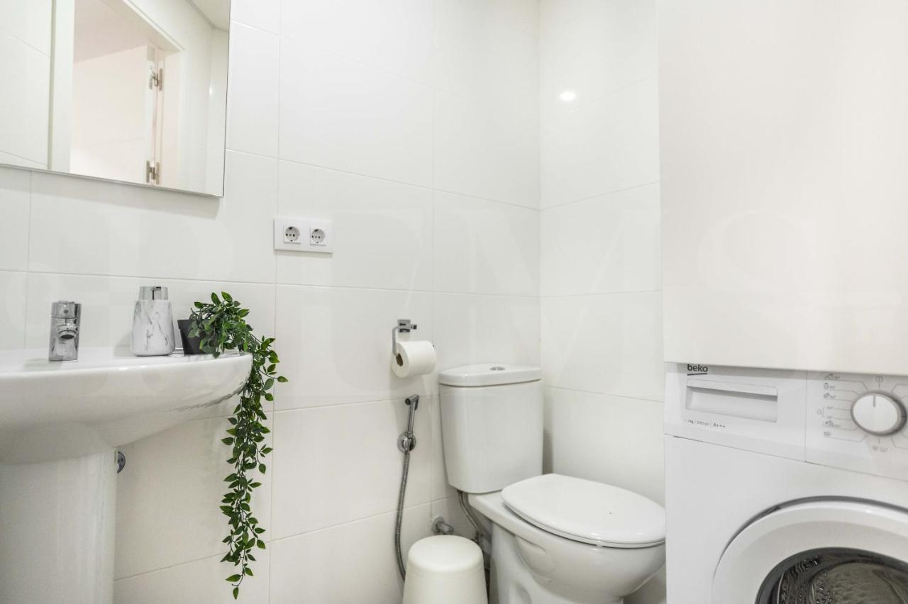 Serene & Spacious Apartment - Center By Rems Málaga Dış mekan fotoğraf