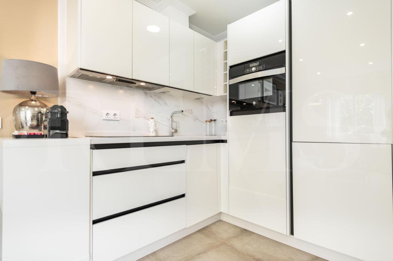 Serene & Spacious Apartment - Center By Rems Málaga Dış mekan fotoğraf
